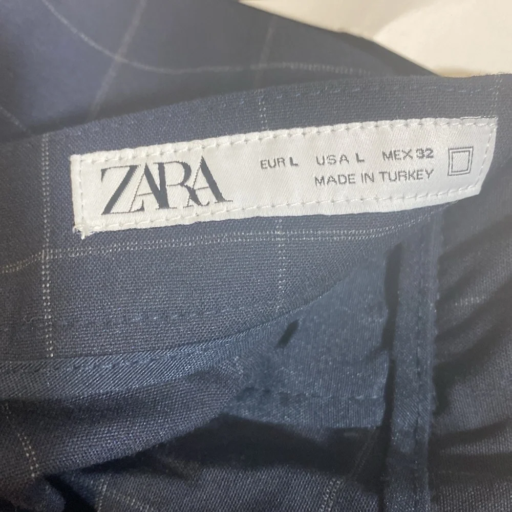 ZARA SLIM FIT COMFORT TROUSERS Size L